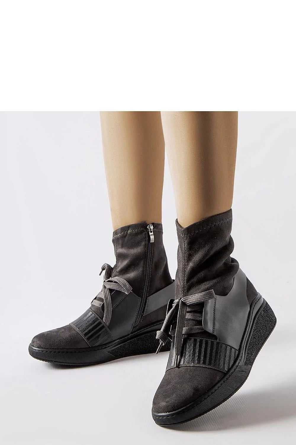 Bottines pour femmes design moderne fonctionnel fermeture éclair lacets cuir biologique talon compensé confortable
