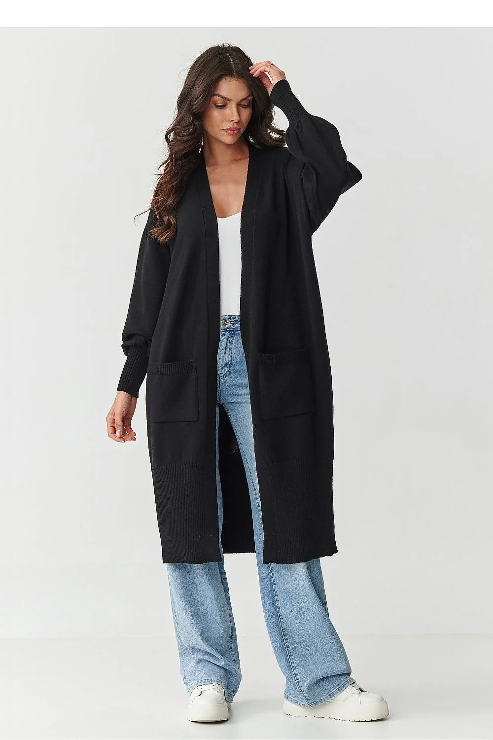cardigan long femme oversize maille tricotée ouvert devant poches plaquées manches ballon poignets côtelés confortable doux extensible