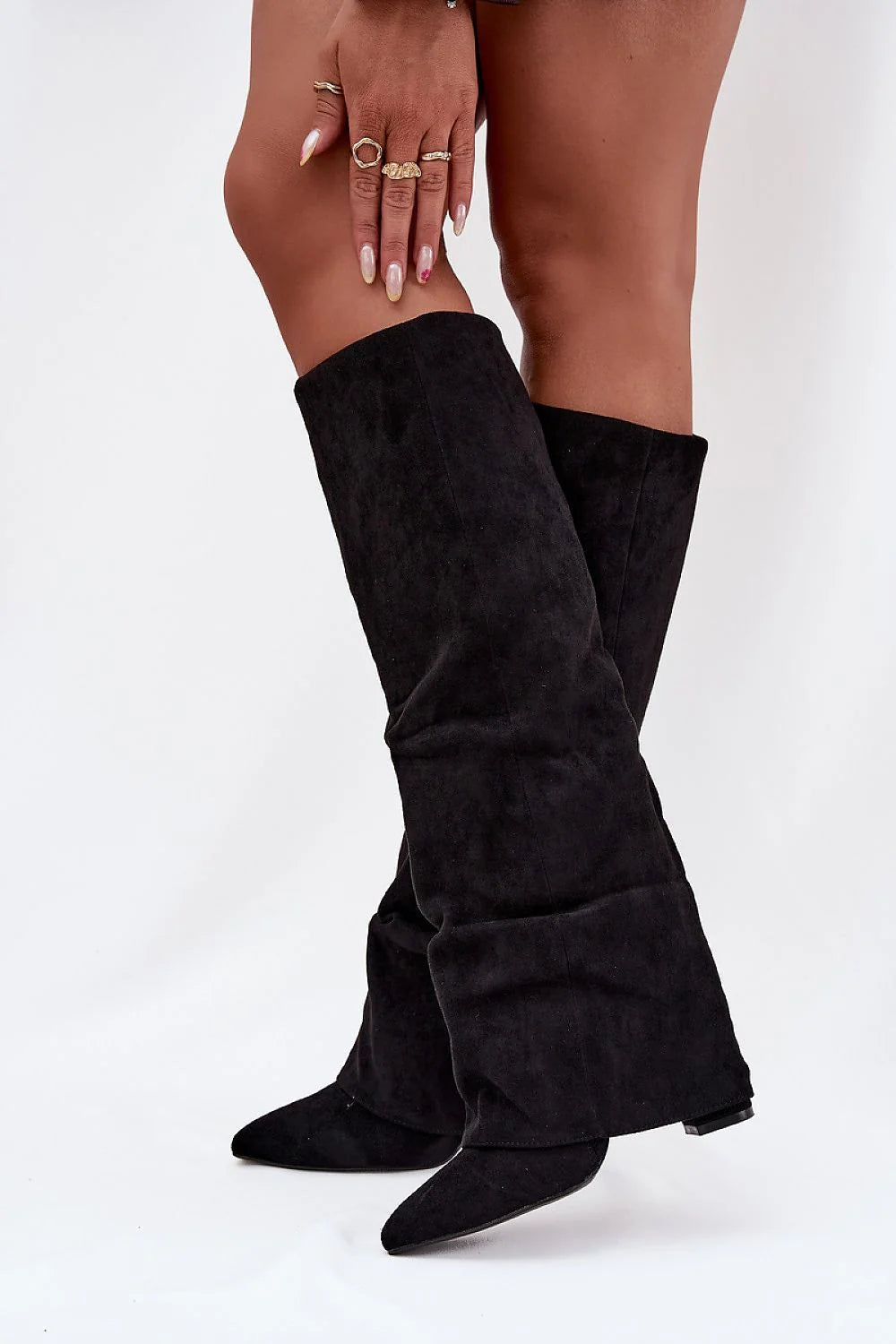 bottes hautes femme suède noir effet slouch pullon revers montant talon bloc 11cm pointues isolantes doublées semelles fines élégantes