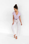 Pyjama pour femme en coton fin style décontracté manches courtes pantalon ajusté couleur lilas pastel