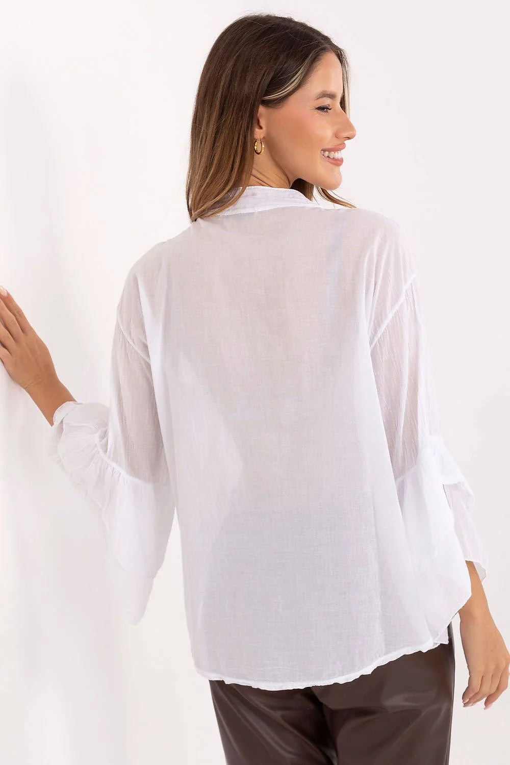 chemisier femme coton léger respirant voile blanc coupe ample semi transparent manches troisquarts volants col montant boutonné jabot romantique élégant
