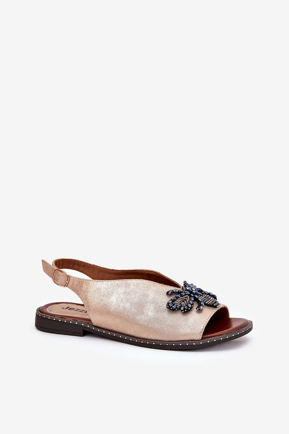Sandales ouvertes femmes design artisanal élégant beige doux ornement abeille perles noires bleues talon bas confortable occasion quotidienne été