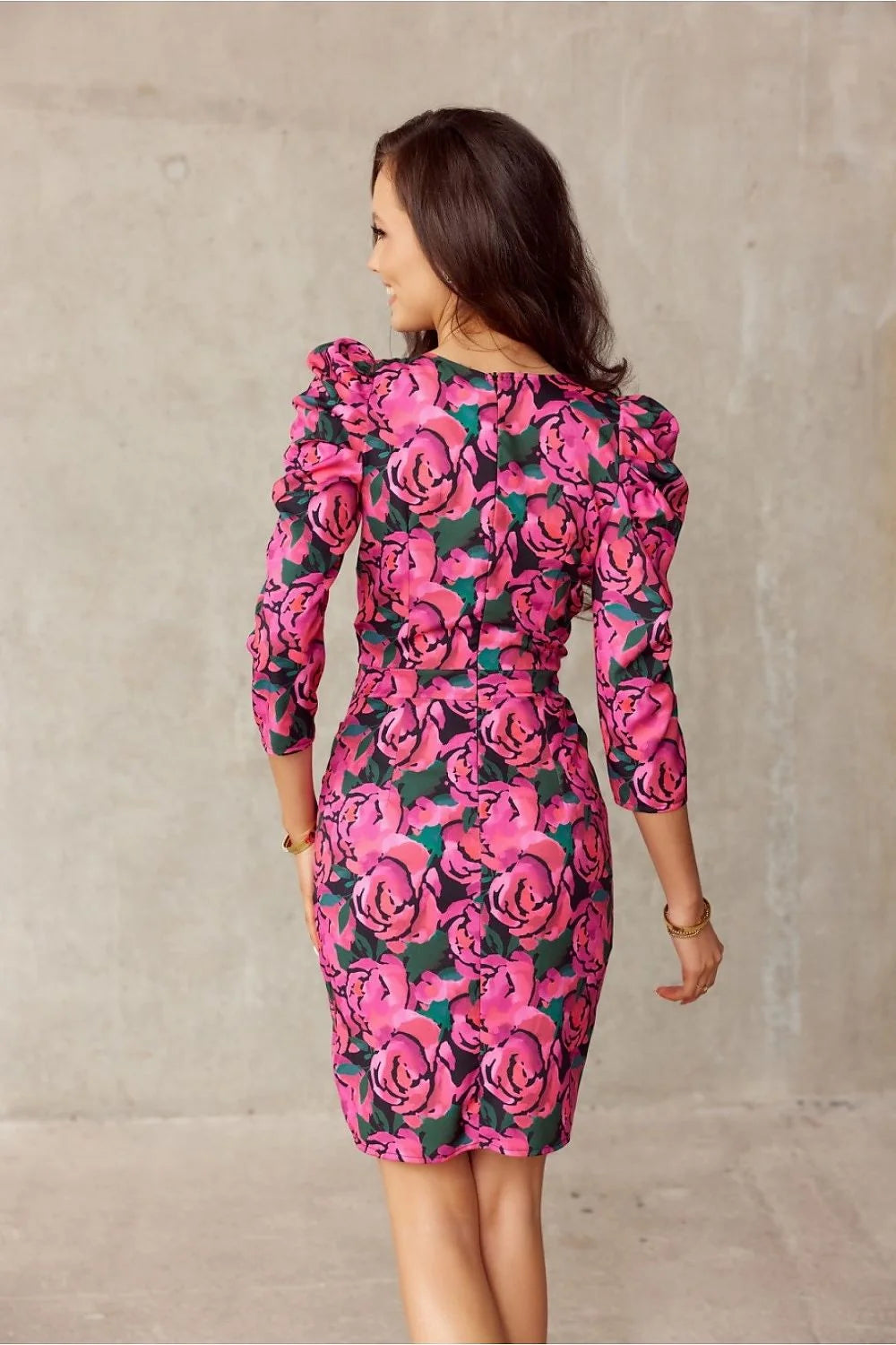 Robe de jour élégante à motif floral audacieux manches trois-quarts épaules froncées col en V ajusté femme