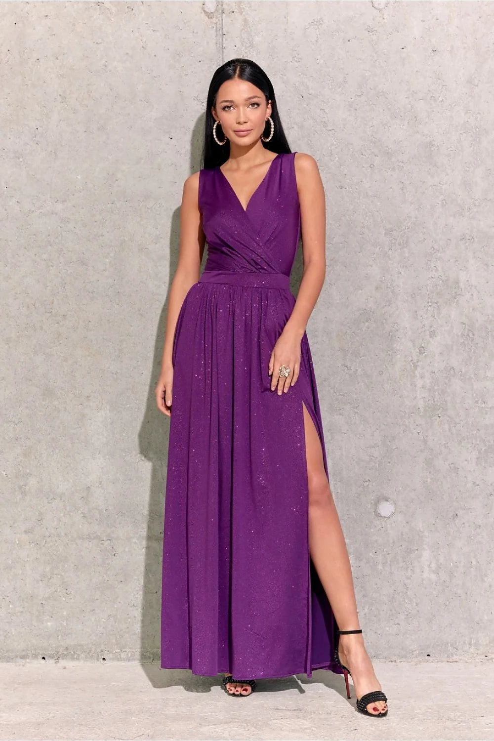 Robe de soirée longue sans manches en V croisé fente haute couleur violette profonde femme
