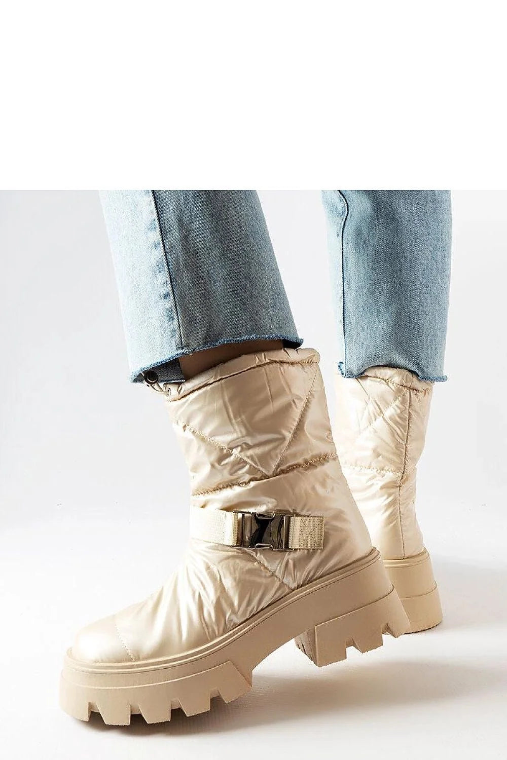 Bottes hiver femmes mode urbain style casual matelassées beige waterproof confortables crampons semelle épaisse