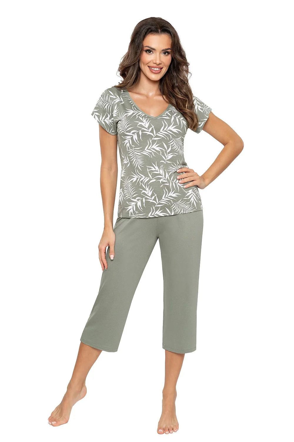 Pyjama femme élégante confortable viscose motif feuilles vert kaki manches courtes pantalon capri olive