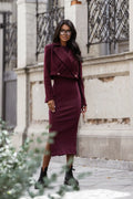 ensemble femme robe midi fourreau bordeaux veste courte croisée silhouette ajustée mi mollet manches longues taille marquée maille extensible