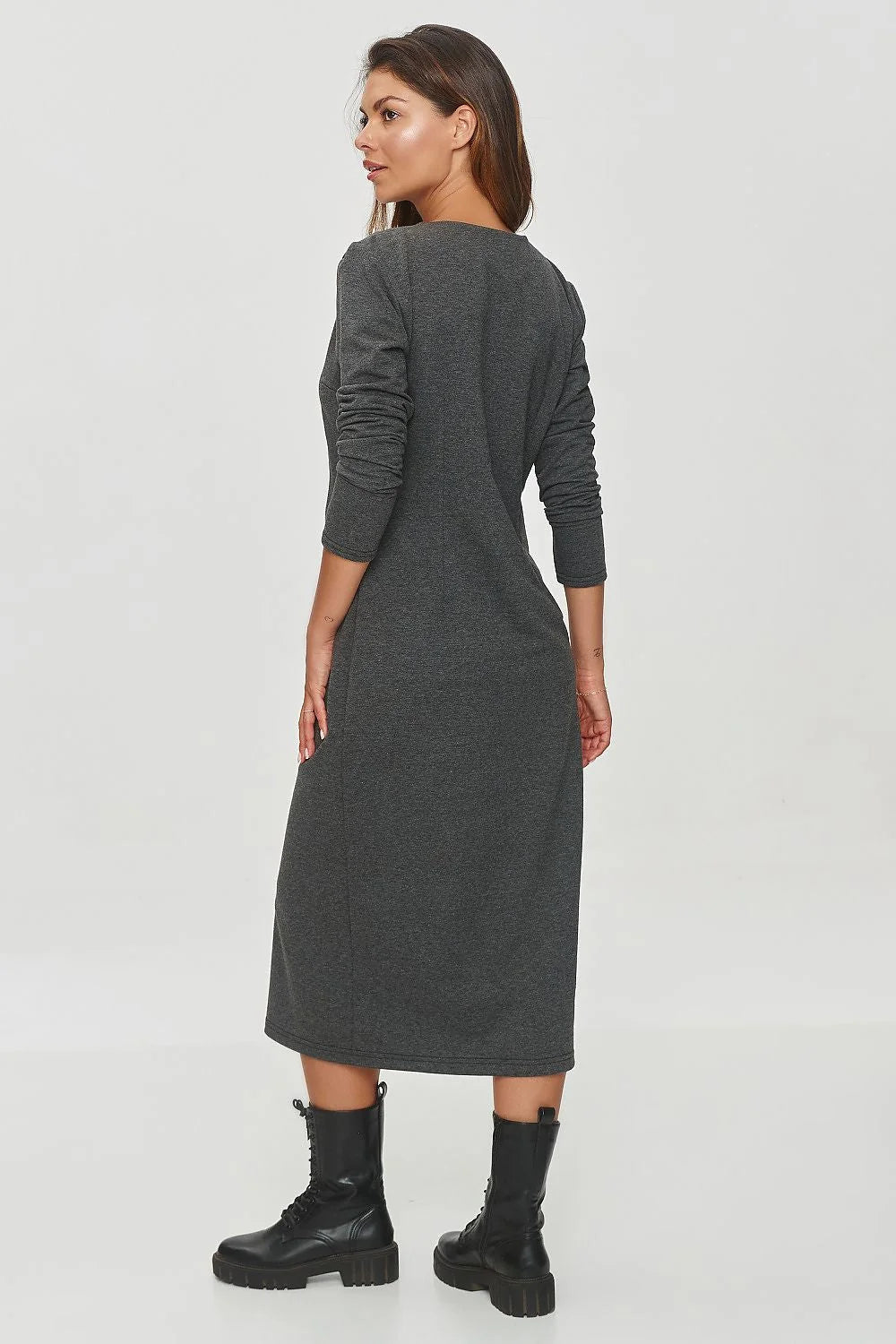 robe midi maille gris anthracite coupe droite manches longues encolure V fente frontale couture centrale extensible douce ajustée silhouette élégante