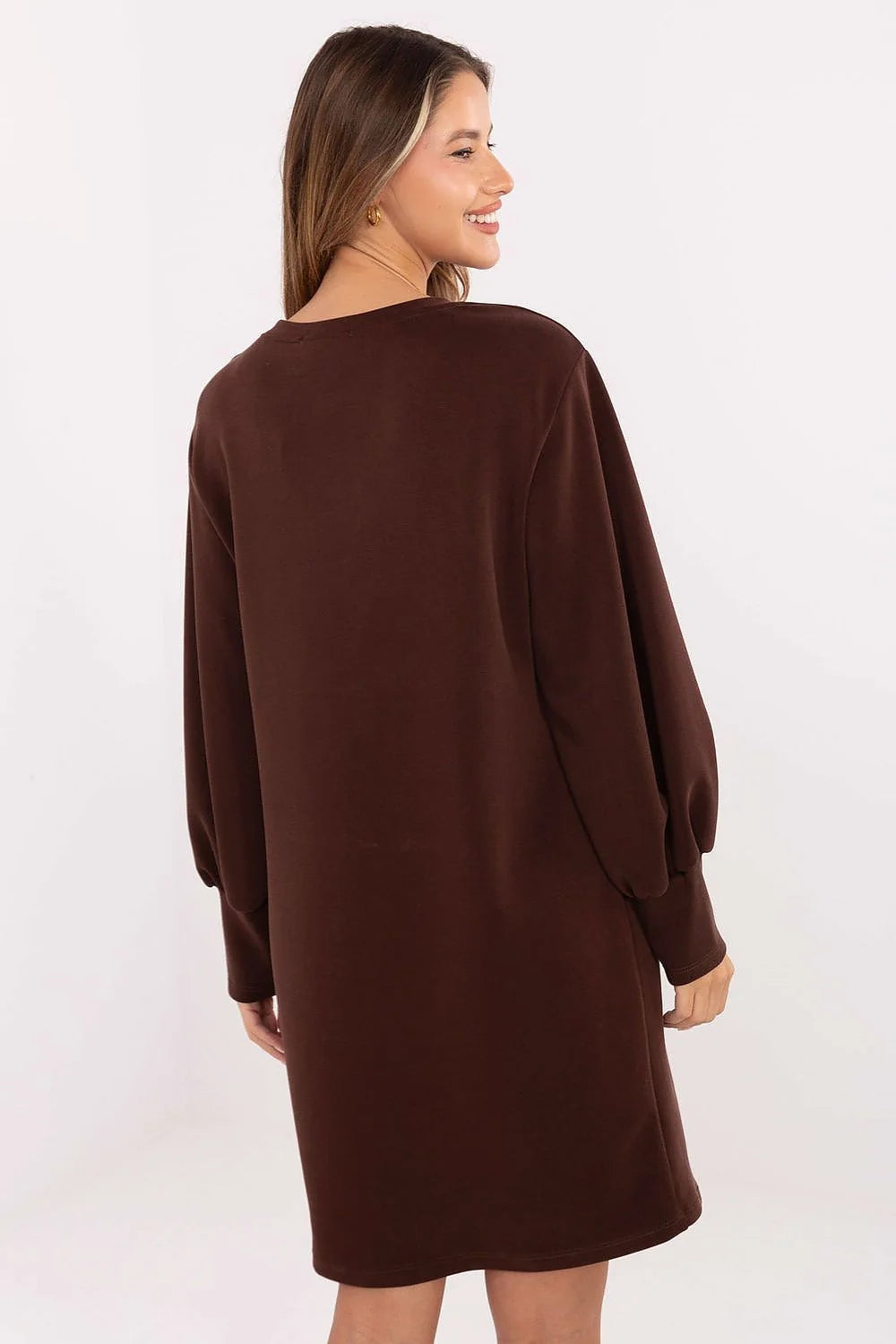 robe sweat oversize marron chocolat doux beurré viscose modal polyester elasthanne manches ballon poignets resserrés longueur genou confort chic urbain
