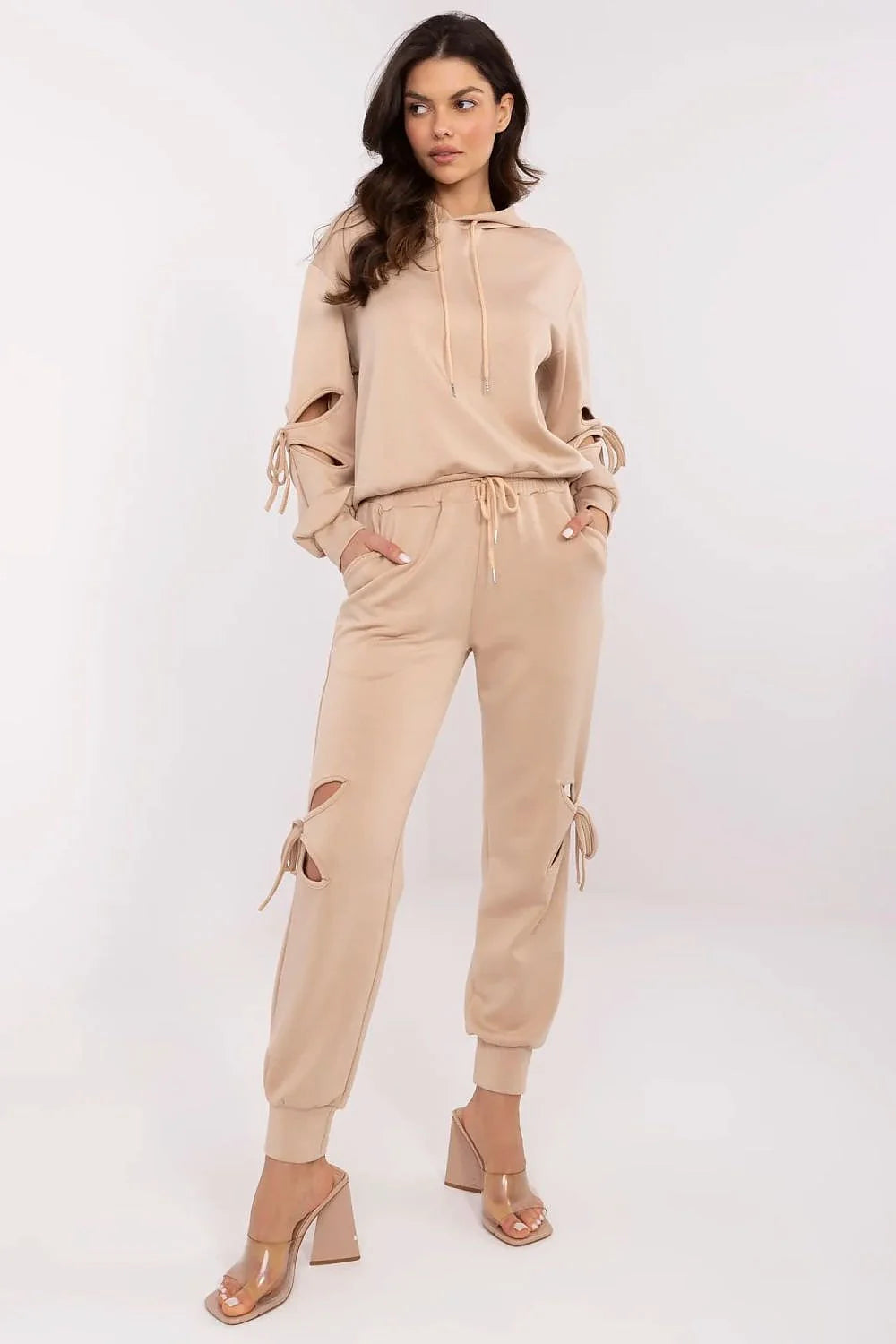 Ensemble coordonné femme sweat capuche pantalon survêtement beige sand style casual-chic matières douces confortables