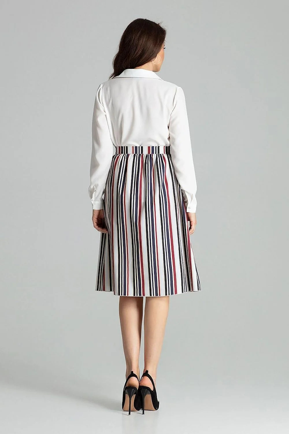 Ensemble chemisier jupe portefeuille coton polyester ajusté élégant professionnel femme silhouette raffinée occasions spéciales