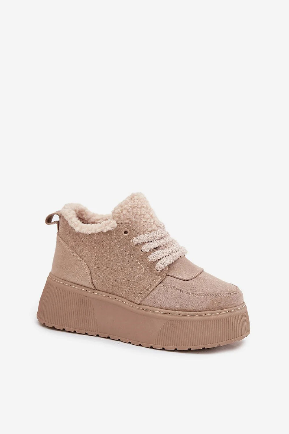bottines montantes femme suédine écologique beige plateforme massive semelle crantée épaisse fourrure mouton doublure sherpa rembourrée lacets bouclette bout arrondi