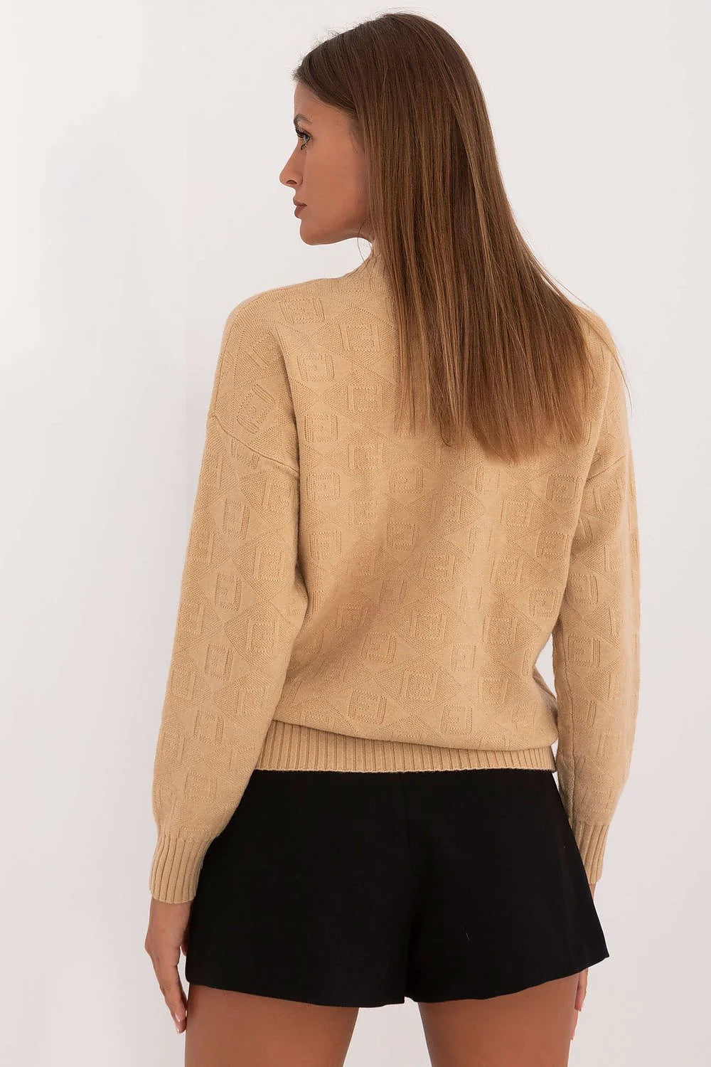 Pull-over et jupe femme en maille et laine, style élégant, beige et noir, coupe droite, motif en relief, occasion bureau et décontracté