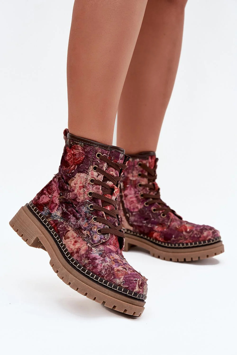 bottines montantes Artiker velours floral bordeaux rose violet bohème chic lacets fermeture éclair plateforme semelle crantée