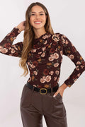 blouse femme ajustée viscose extensible imprimé floral bordeaux col drapé asymétrique boucle écaille épaule plis broche métallique manches longues automne