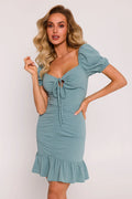 Robe de jour Moe crêpe vert menthe encolure cœur manches bouffantes taille cintrée volants base femme