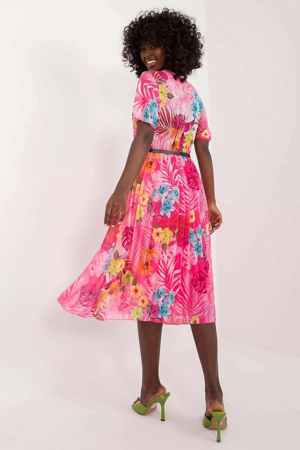 Robe de jour Italy Moda imprimé floral rose vif manches courtes col V ceinture dorée longueur midi polyester