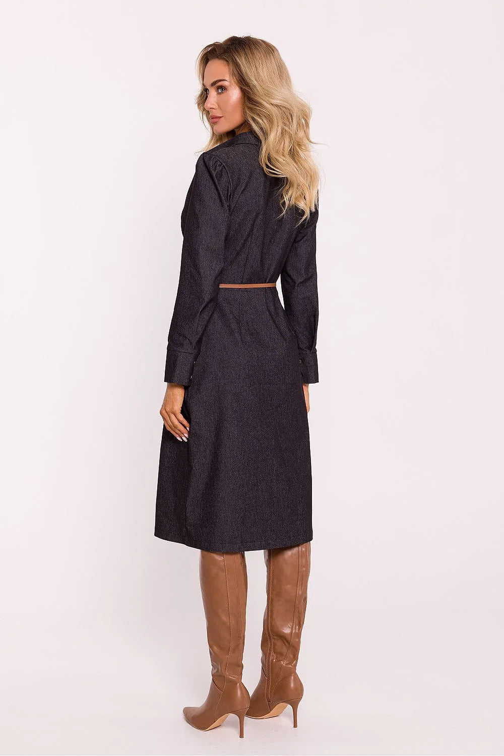 Robe chemisier classique manches longues fermeture à boutons ceinture incluse couleur noire matière coton femme