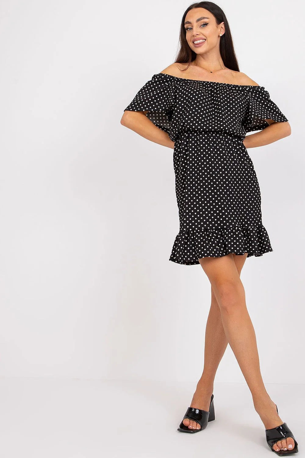 Robe de jour Rue Paris en coton élastique manches courtes encolure Bardot motifs pois noirs femmes
