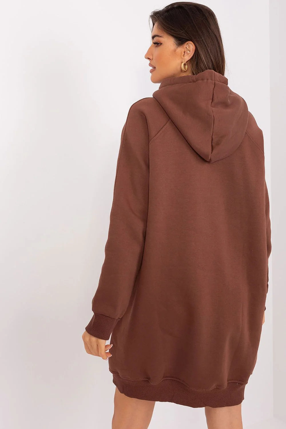 sweatshirt long femme oversize capuche cordons blancs marron chocolat molleton doux coton polyester poche kangourou manches longues côtelées confortable chaud