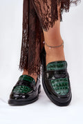 Moccasins élégants cuir verni talons plats motif crocodile détails métal argenté femmes mode intemporelle confort qualité artisanale Vinceza