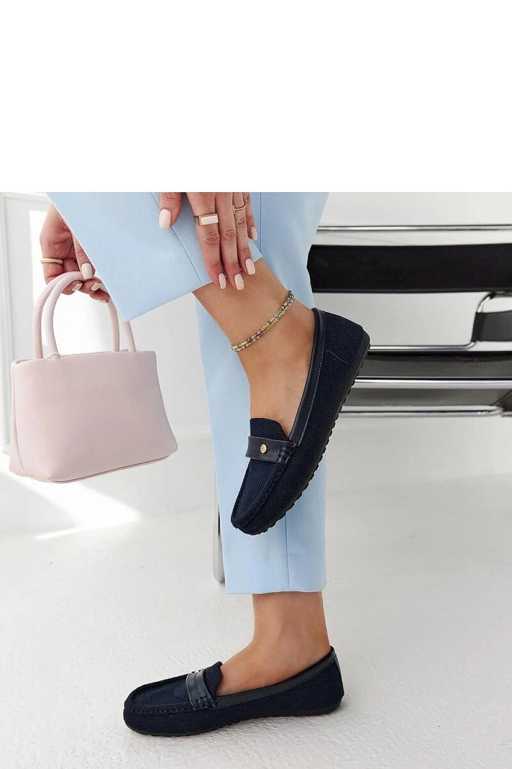 moccasins femme bleu marine maille textile liseré cuir synthétique penny bout arrondi coutures apparentes semelle caoutchouc antidérapante confortable