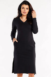 robe midi noire manches longues col V maille jersey extensible coton élasthanne coupe ajustée fentes latérales poches discrètes confortable élégante
