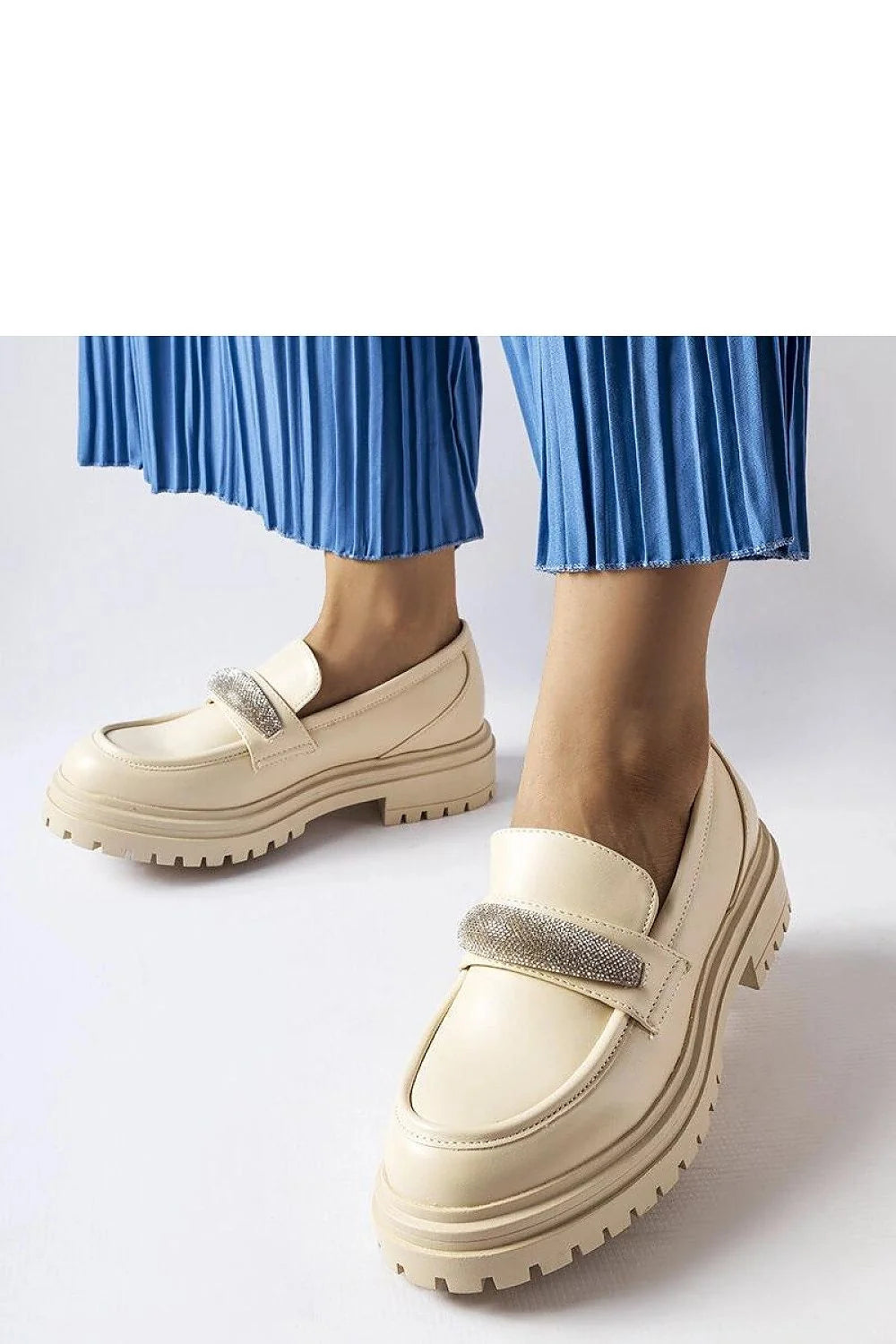 Mocassins pour femmes design moderne élégant beige simili-cuir sangle ornementale semelle épaisse confort occasion多种