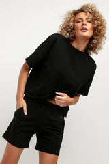 Ensemble décontracté t-shirt short noir femme coupe ample style casual manches courtes taille élastique