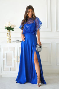 robe longue soirée bleu roi tulle brodé sequins encolure illusion manches papillon transparentes taille fleurie jupe satinée fente