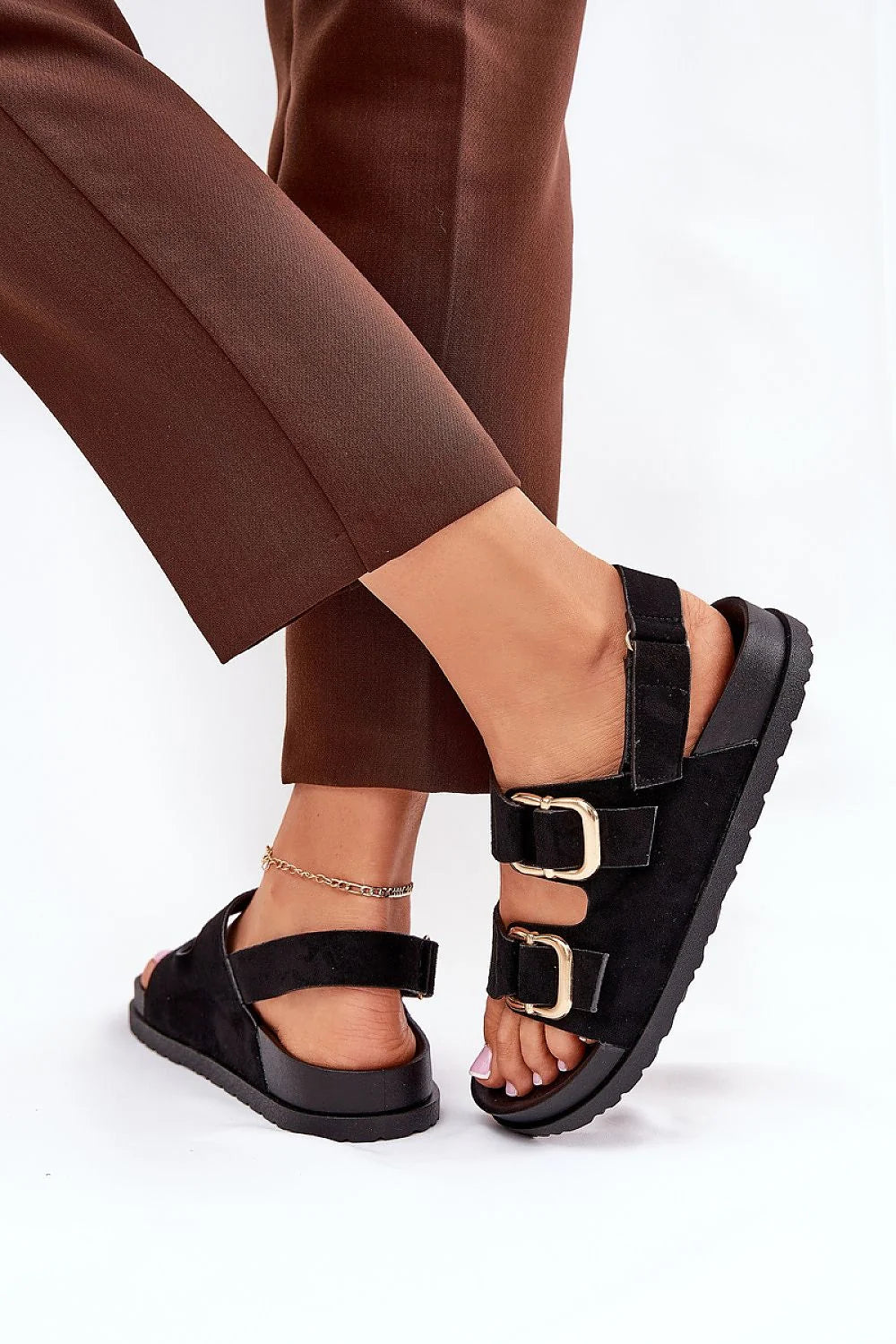 Sandales pour femmes modernes élégance et confort plateforme 3cm boucles dorées été matériau luxueux longueur ajustable style versatile