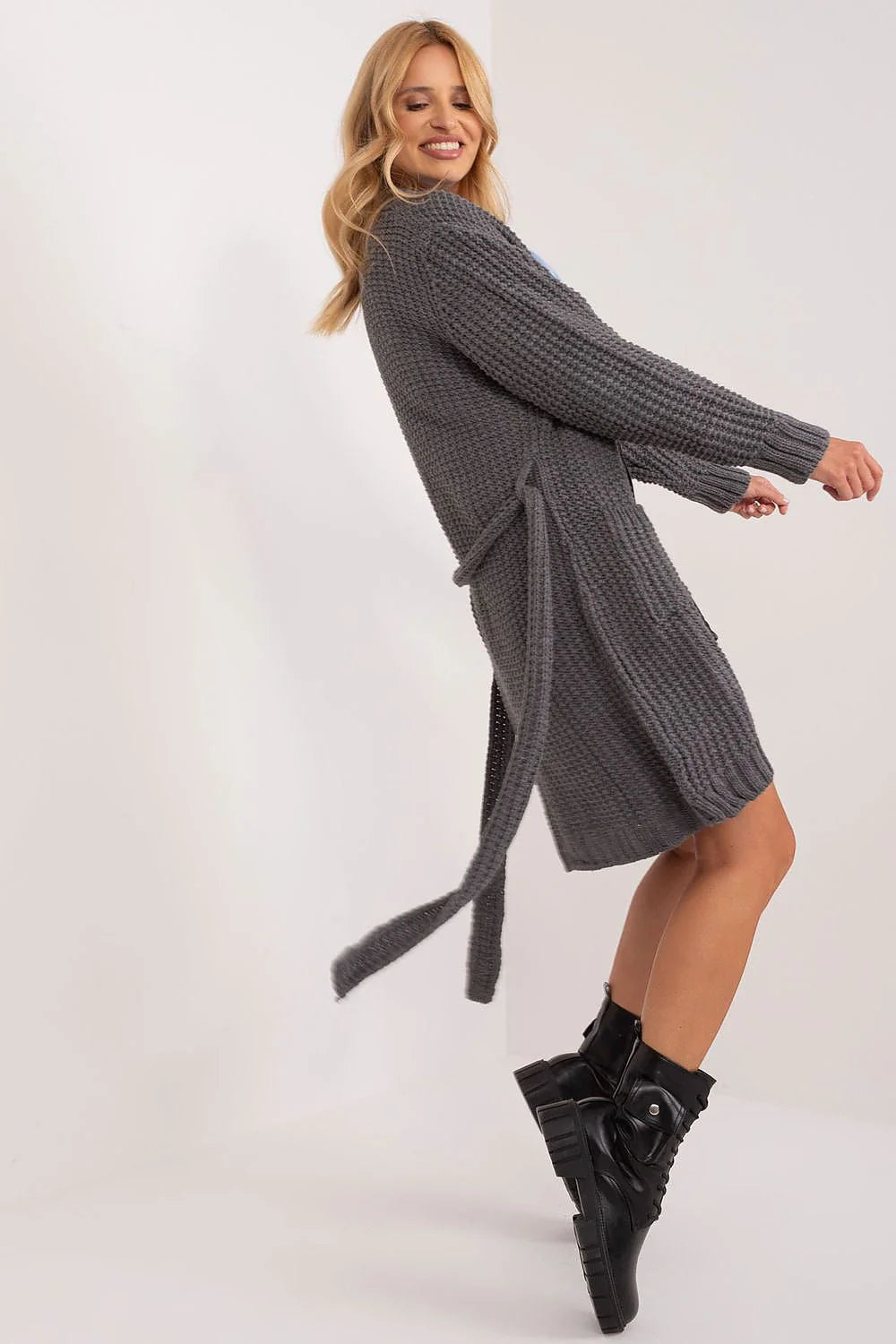 cardigan maille femme gris anthracite long genou oversize ceinture amovible ajustable ample structuré tricot épais manches longues côtelés