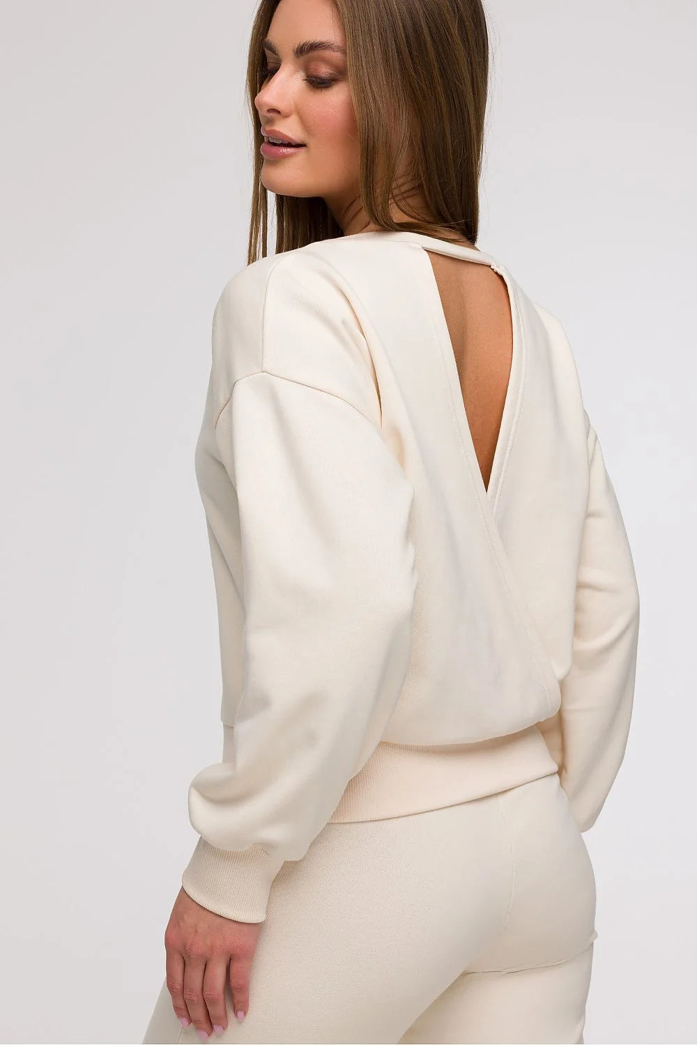 Ensemble femme crème élégant et décontracté, haut et pantalon assortis, Coupe ample et moderne, Matière douce et extensible, Occasions multiples