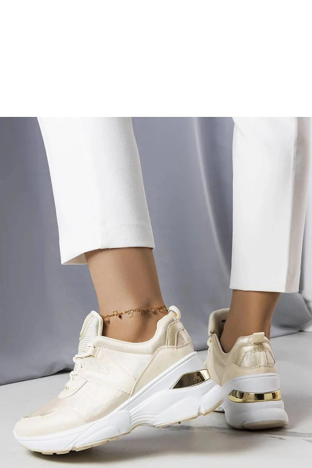 baskets femme beige chunky sneakers compensées plateforme semelle épaisse blanche mesh respirant similicuir suédé col bas rembourré laçage œillets dissimulés
