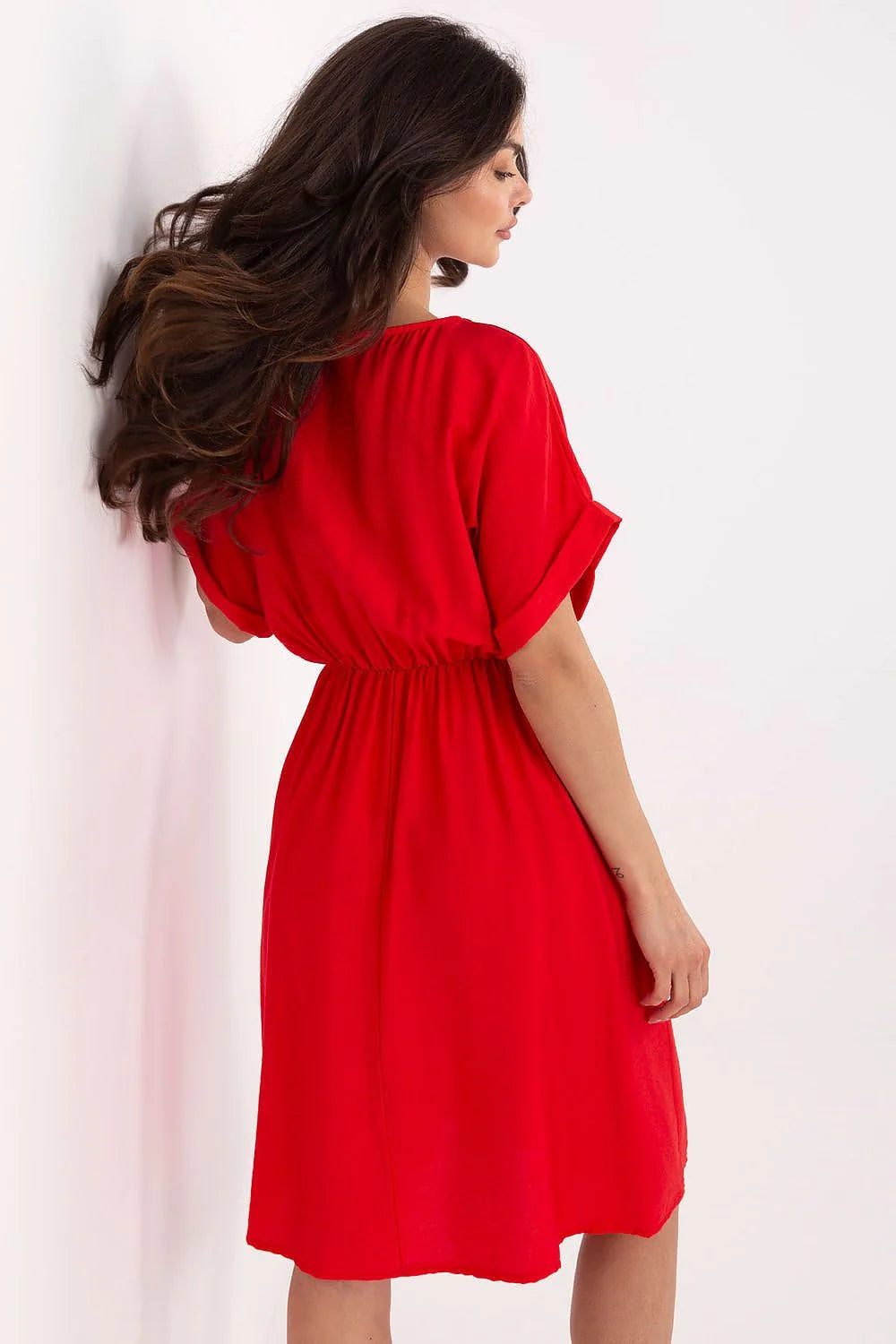 Robe été féminine évasée en viscose manches courtes encolure ronde ceinture rouge vif taille ajustable femme