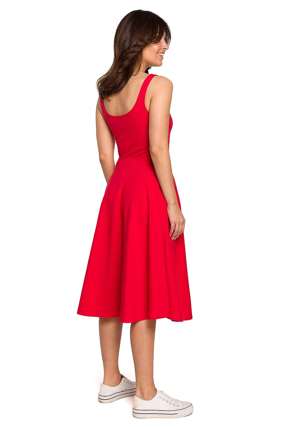 Robe bleue en coton moderne décontractée évasée avec encolure ronde pour femmes élégantes et confortables