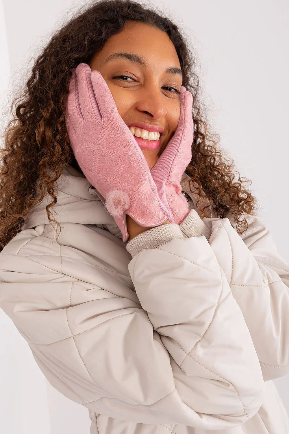 Gants élégants pour femmes en tissu isolant avec motif géométrique décoratif et pompons aux poignets