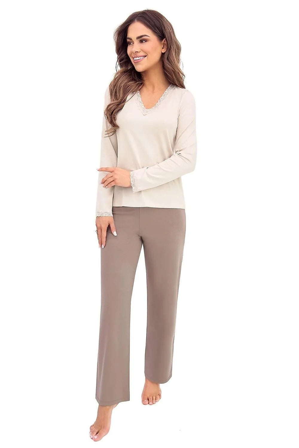 pyjama femme deux pièces haut manches longues pantalon droit jersey doux extensible beige crème taupe dentelle col V