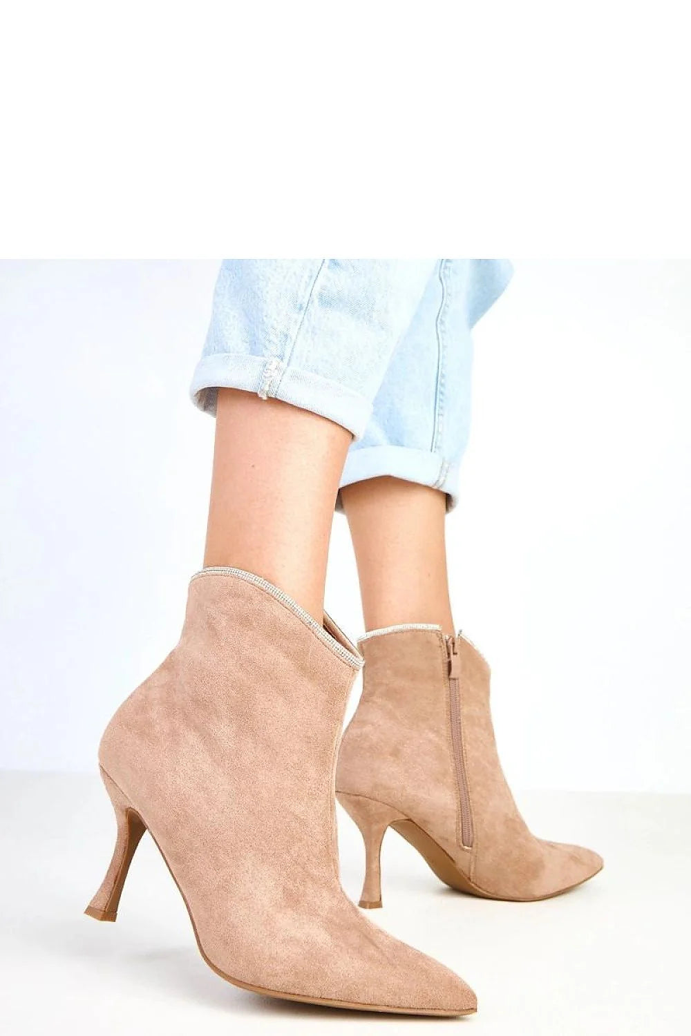 bottines femme cuir suédé écologique rosé veloutée zircone cubique finition bord tige douze centimètres bout pointu talon poteau stabilité confort
