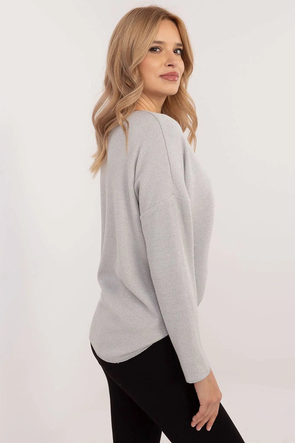 Pull femme Chandail Italy Moda design moderne matière douce couleur grise longueur standard manches longues col V élasthanne viscose