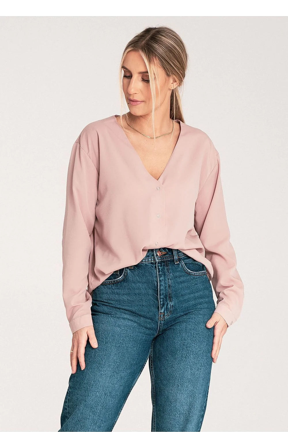Blouse femme design épuré manches longues col V pastel rose polyester elasthanne fit ample silhouette élégante