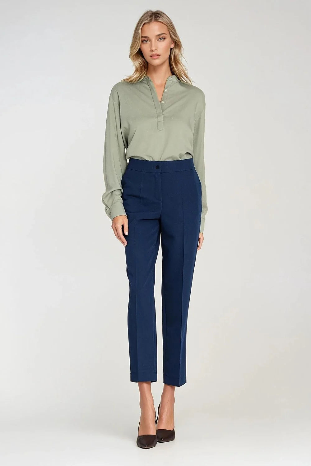chemise oversize femme viscose légère col mandarin montant manches longues poignets boutonnés boutonnage cachée minimaliste élégant vert sauge