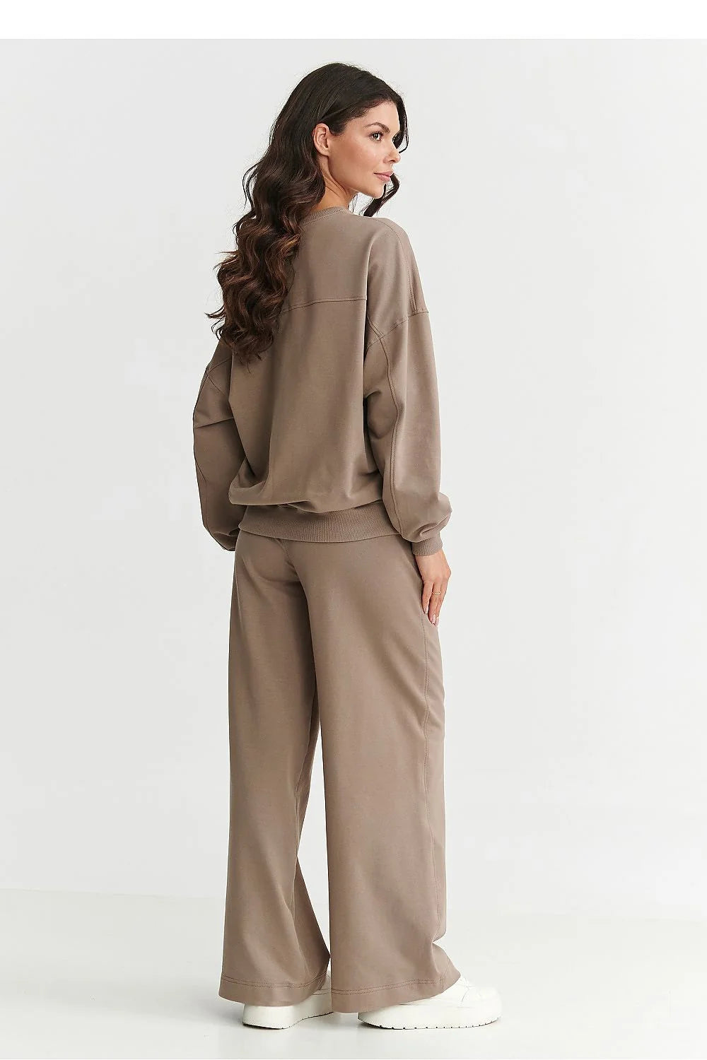 ensemble loungewear femme sweat oversize pantalon large taupe moka coton doux respirant stretch broderie logo poches élastique confortable
