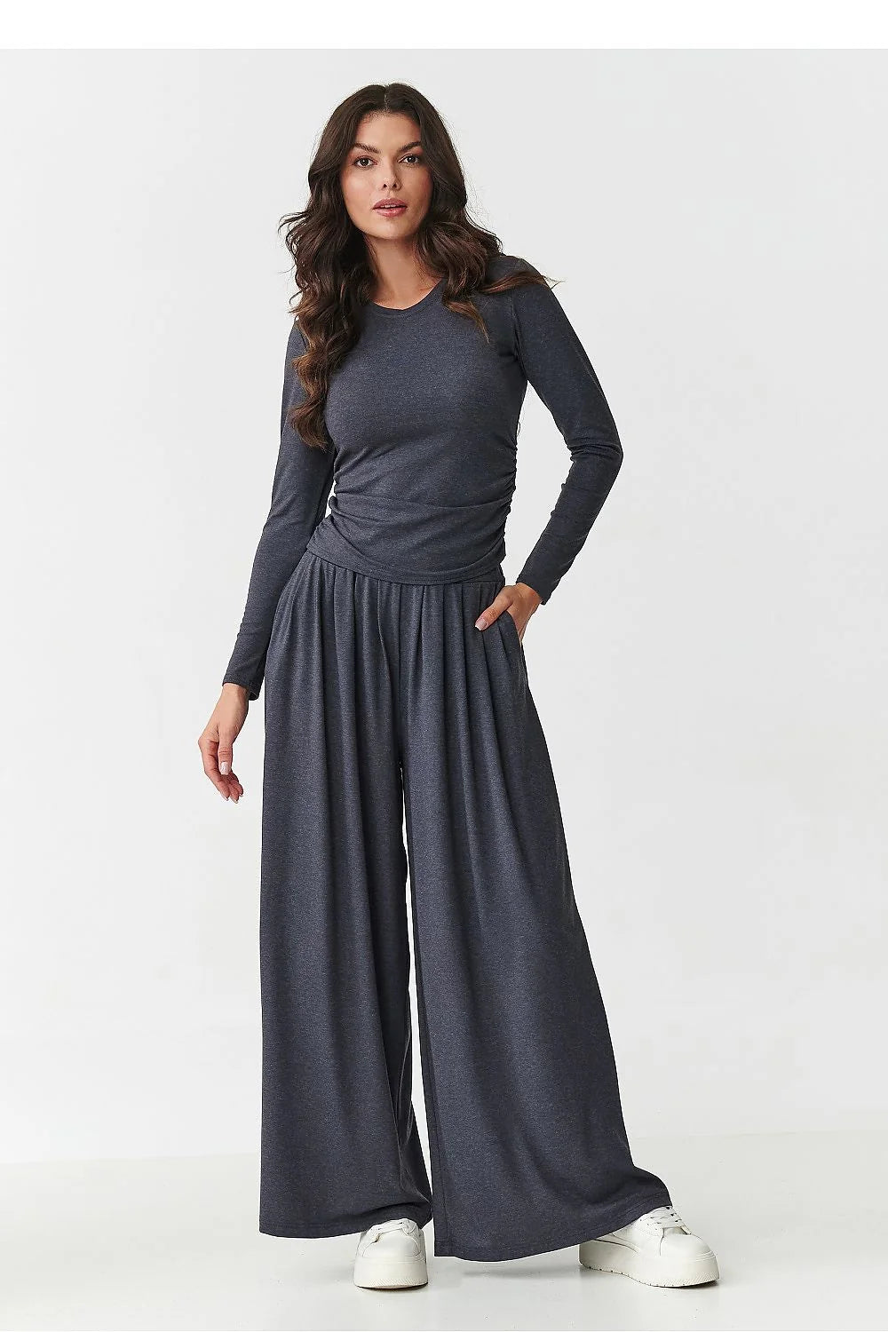 ensemble femme deuxpieces viscose elasthanne doux fluide jersey pantalon palazzo large taillehaute elastique pocheslaterales chemisier ajuste mancheslongues colrond