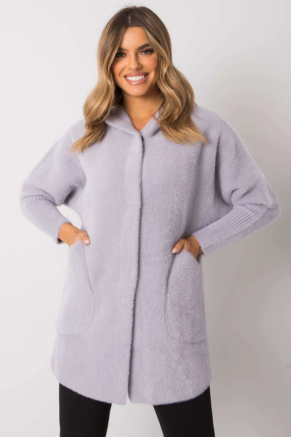 manteau femme mi long oversize droite ample maille pelucheuse lilas pâle angora laine viscose polyester col discret poches plaquées