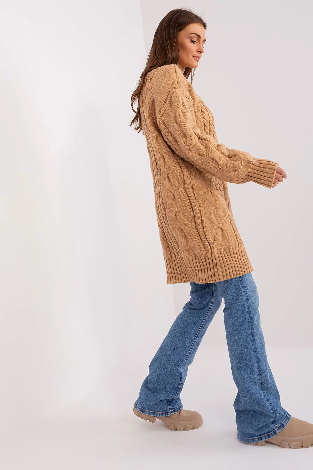 Pull long tricoté pour femme, motif torsadé, col montant côtelé, manches longues bouffantes, couleur beige camel, coupe ample, laine synthétique, automne-hiver