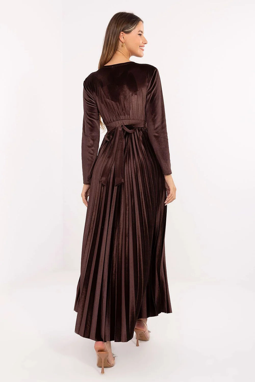 robe soirée plissée velours chocolat maxi scintillante paillettes cache coeur décolleté V manches longues taille empire laçage dos bonnets rembourrés