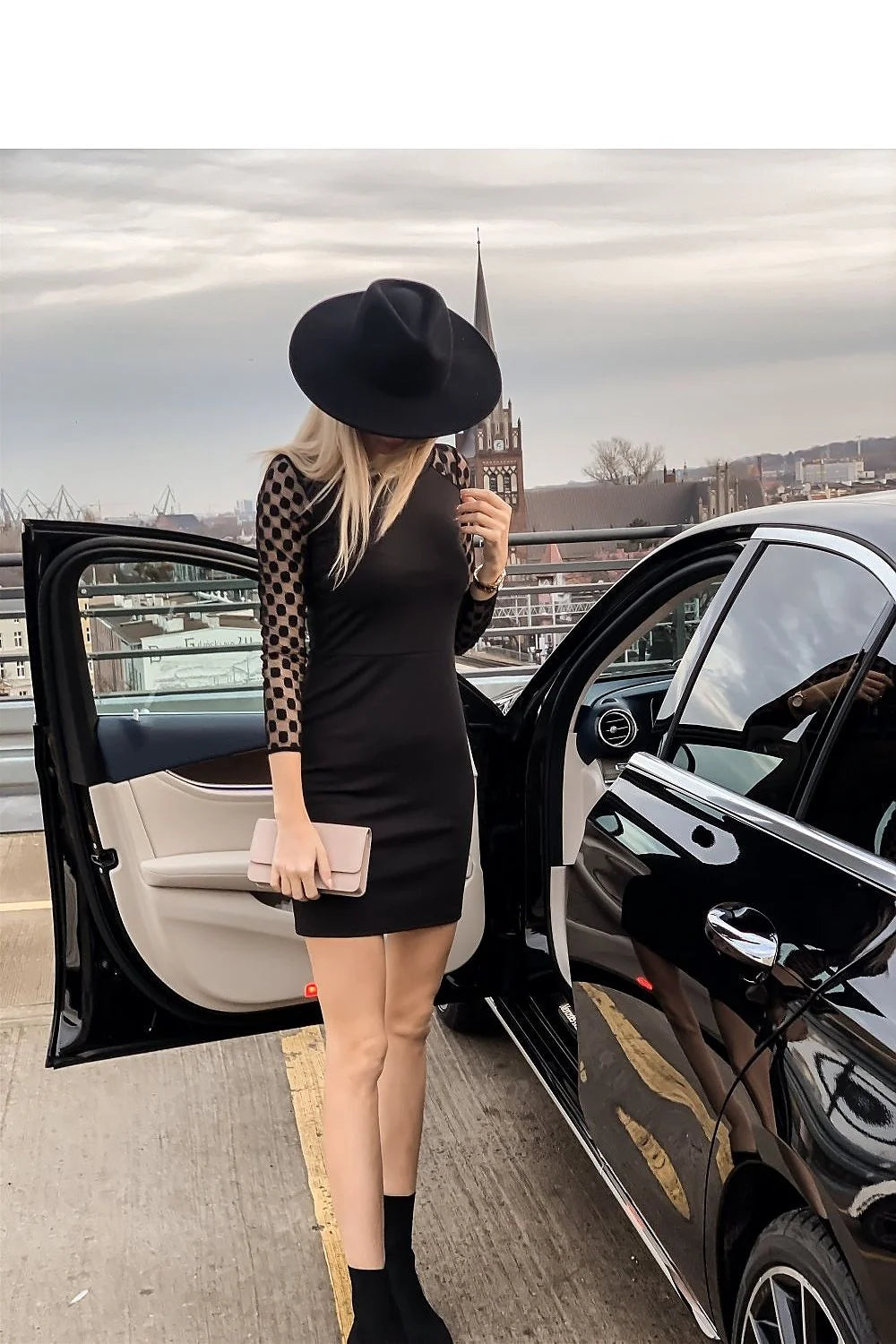 Robe soirée noire polyester élégante manches longues tulle pois dos géométrique femme moderne glamour