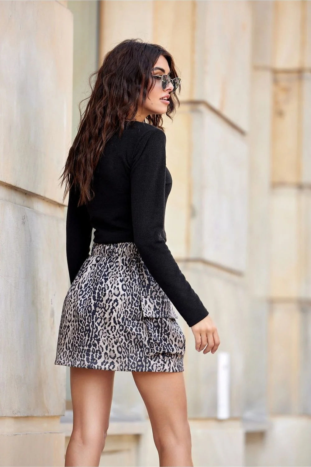 Jupe courte animalière en daim imprimé léopard, style cargo, crop top noir, ensemble moderne femme