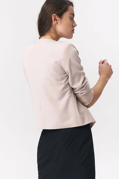 blazer court rose poudré coupe ajustée épaule structurée ouverture avant sans boutons manches troisquarts viscose stretch doux minimaliste chic superposition